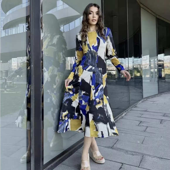 Zara Dresses & Skirts - ZARA NWT WOMAN ROUND NECK PRINTED MIDI DRESS MULTICOLORED SIZE M